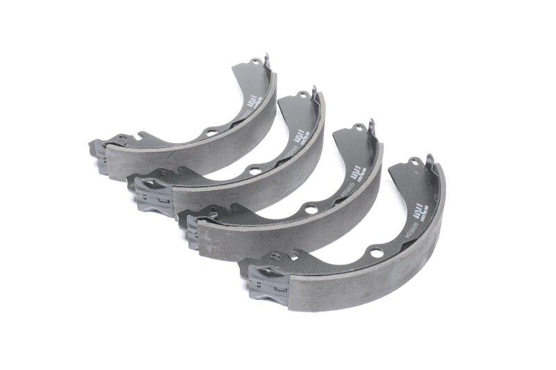 Колодки тормозные барабанные TRW Engine Components GS8584 Subaru Impreza задние