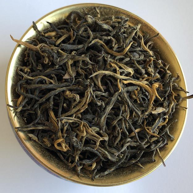 Чай китайский черный Цзин Хао Золотой пух Высший сорт элитный 100 г