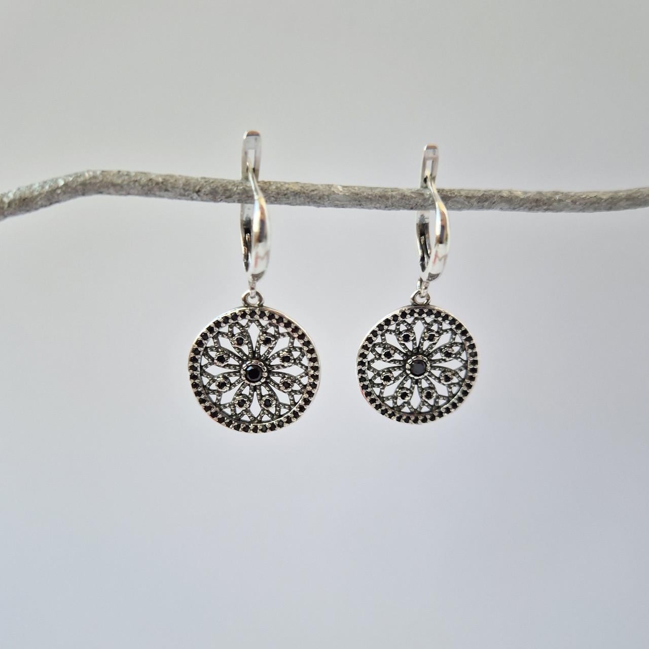 Серьги с подвеской с черными камнями серебро 925 пробы черненое 4,80 г (5078ч)