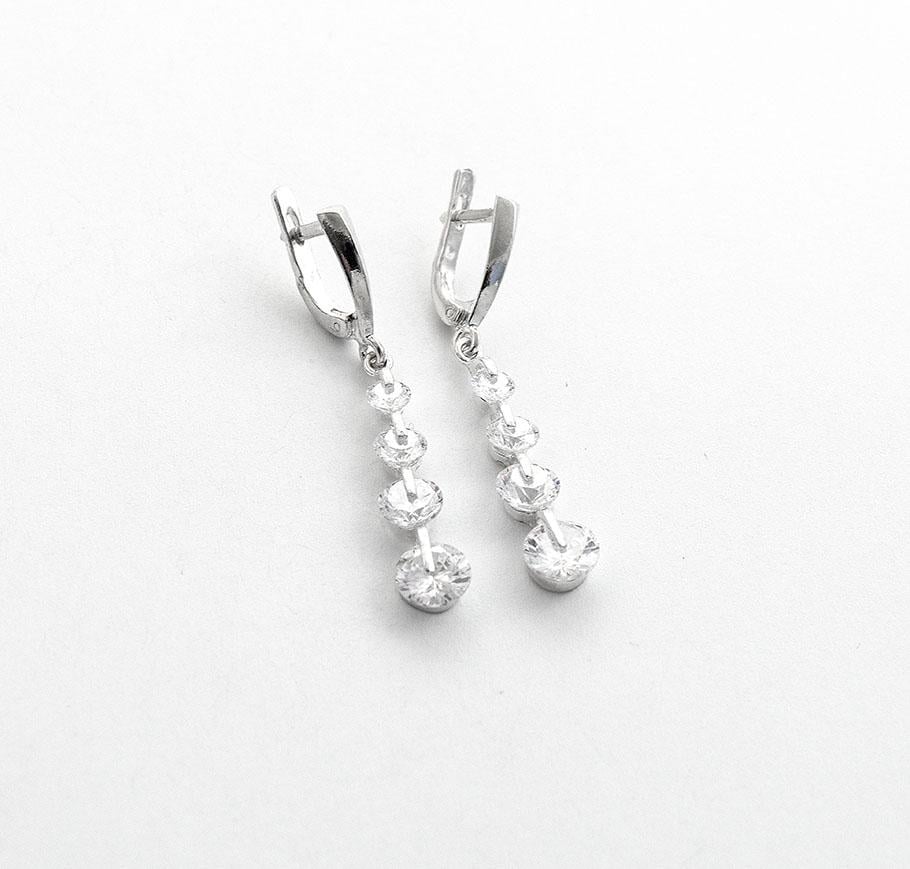 Серьги серебряные высокие с камнями Maxi Silver 8090/1 Белый (88759)