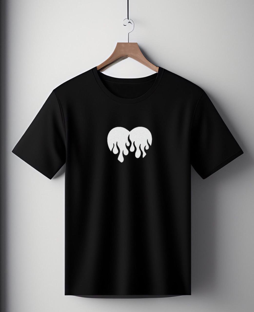 Футболка унисекс Огонь в сердце оверсайз M Черный