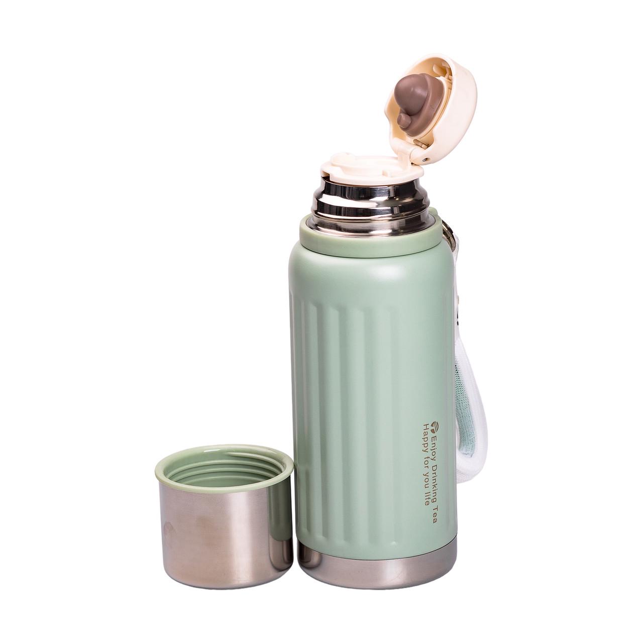 Термос Enjoy з фліп кришкою та ремінцем 600 мл Оливковий (HP-14-9GR) - фото 3 Термос Enjoy з фліп кришкою та ремінцем 600 мл Оливковий (HP-14-9GR) - фото 3