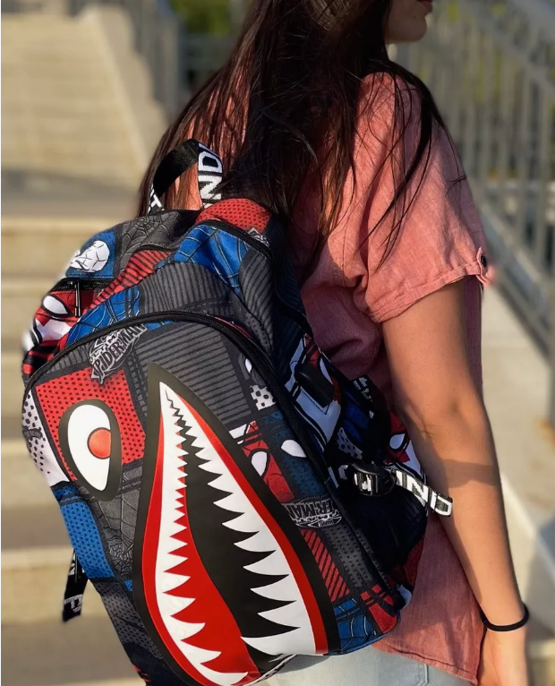 Шкільний рюкзак Shark з USB-портом для 5-11 класу (1698535724) - фото 10 Шкільний рюкзак Shark з USB-портом для 5-11 класу (1698535724) - фото 10