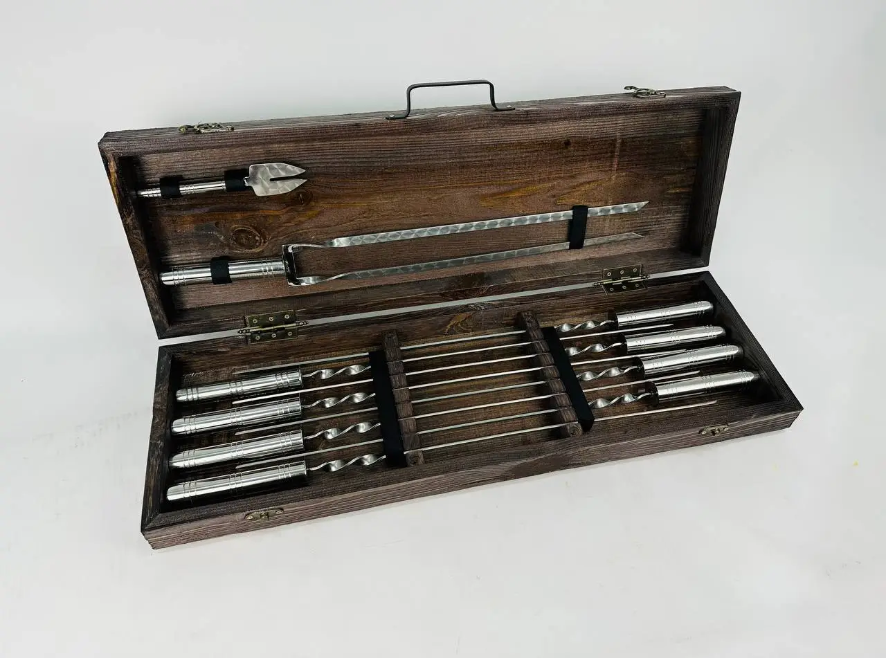 Набір шампурів у кейсі Срібло середній дерев'яний з нержавіючої сталі (2-10-KS-7611) - фото 5 Набір шампурів у кейсі Срібло середній дерев'яний з нержавіючої сталі (2-10-KS-7611) - фото 5