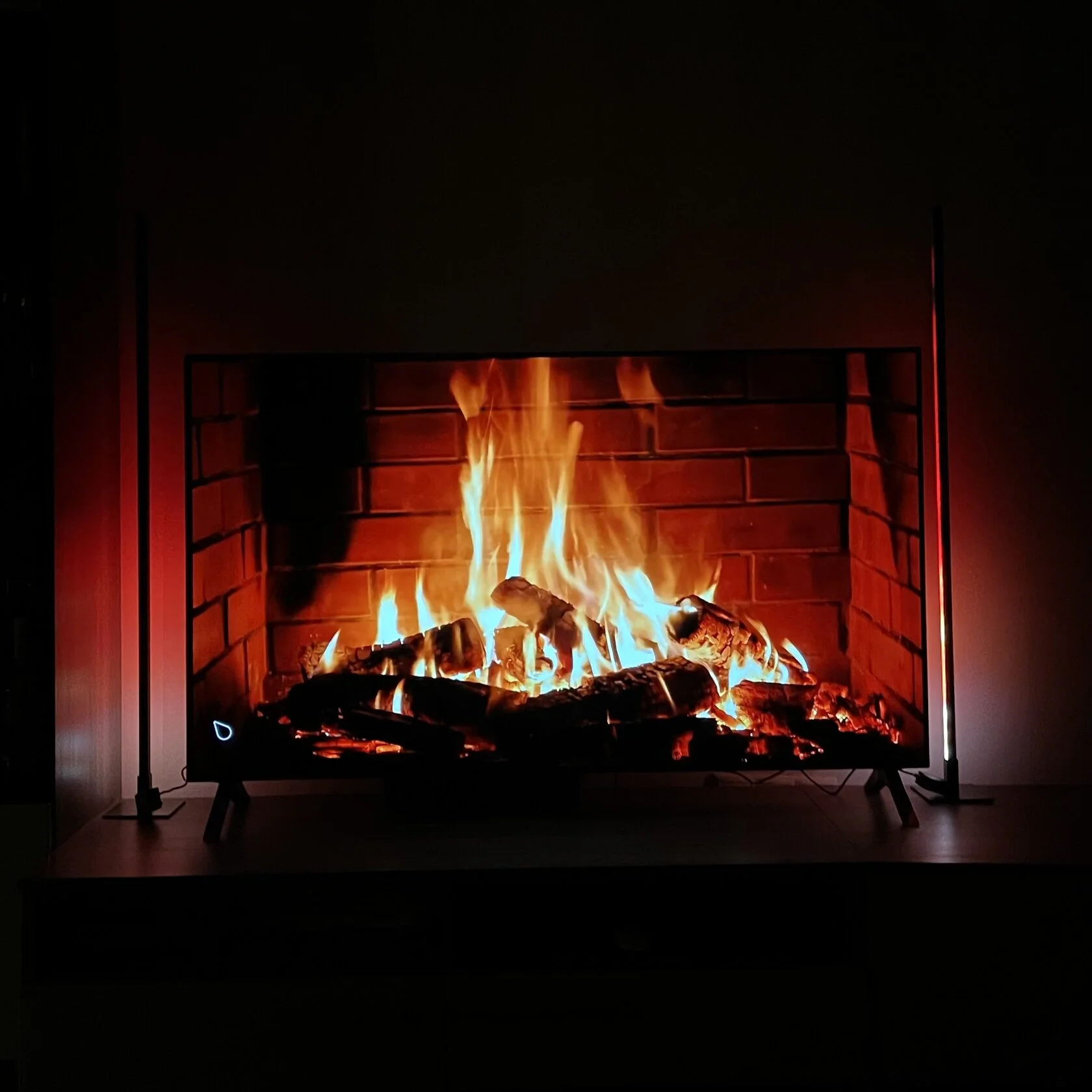 Лампа-торшер Square Middle id000003 напольный от телефона с RGB цветным светом 100 см Черный - фото 12