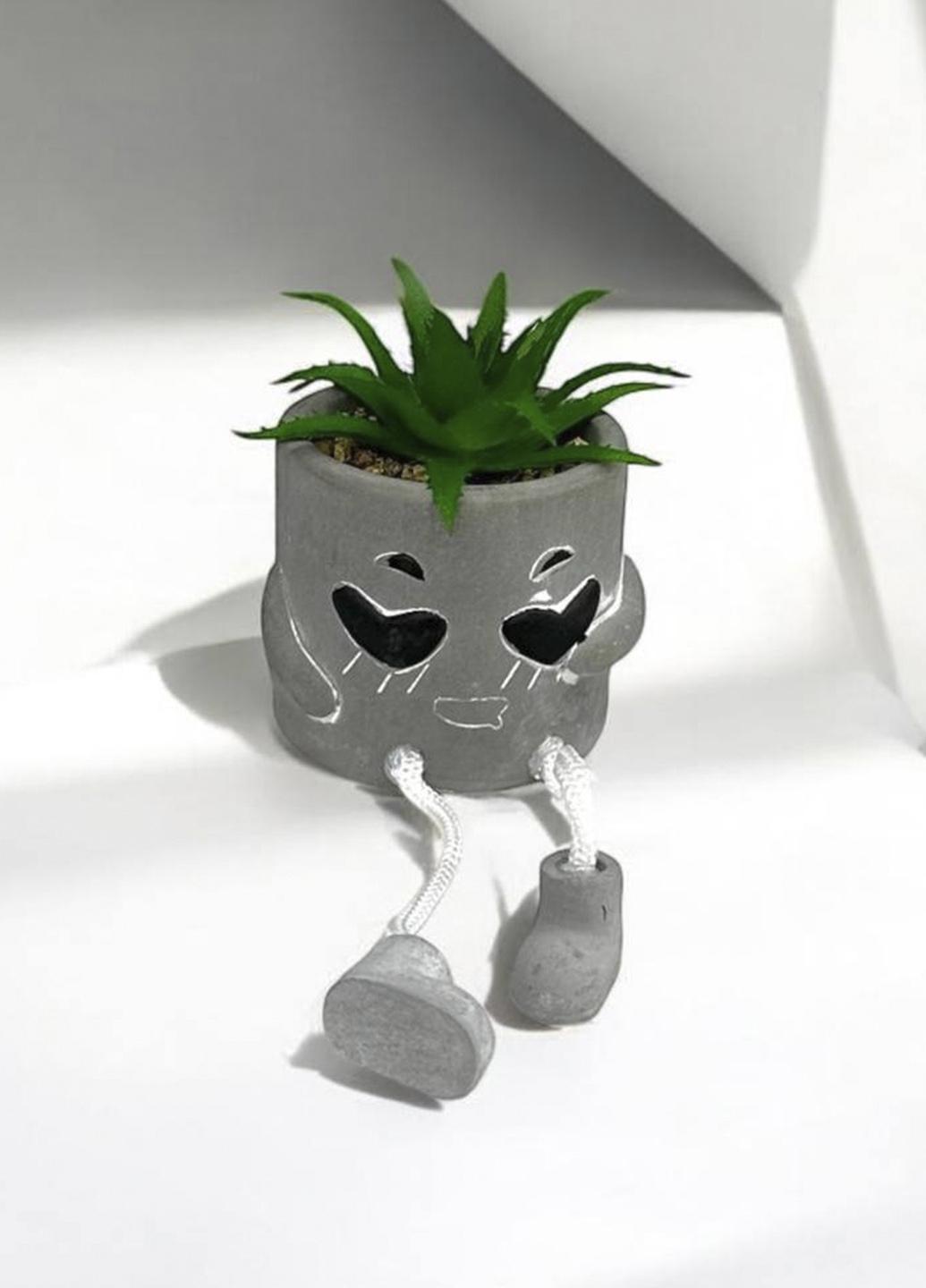 Сукулент искусственный Laska в бетонном горшке 9х6 см Серый (21545) Сукулент искусственный Laska в бетонном горшке 9х6 см Серый (21545)