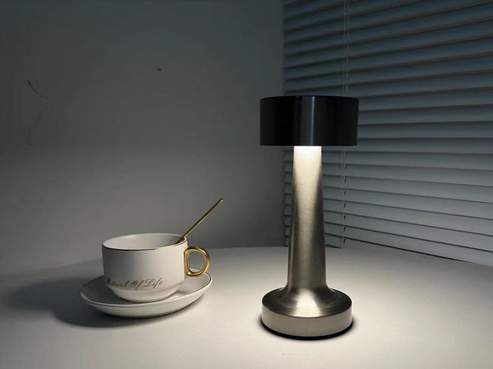 LED-лампа настольная ESLLSE DOWN LIGHT R-SENSOR-85x215 DC5V/1A-IP20 2W Silver (27814033) - фото 5 LED-лампа настольная ESLLSE DOWN LIGHT R-SENSOR-85x215 DC5V/1A-IP20 2W Silver (27814033) - фото 5