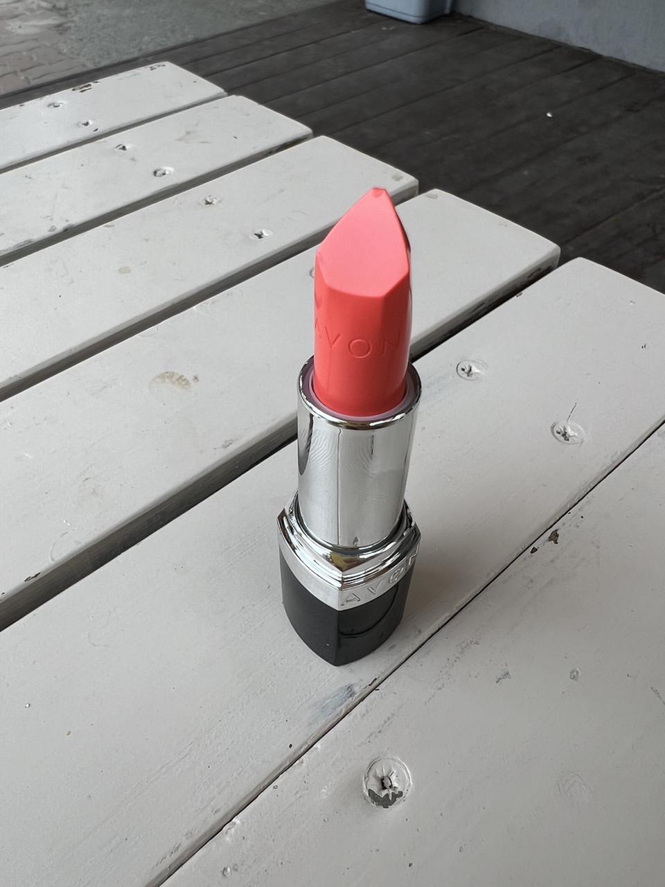 Губная помада Кремовый Avon Ультра RIPE PAPAYA (2198504128) - фото 3 Губная помада Кремовый Avon Ультра RIPE PAPAYA (2198504128) - фото 3