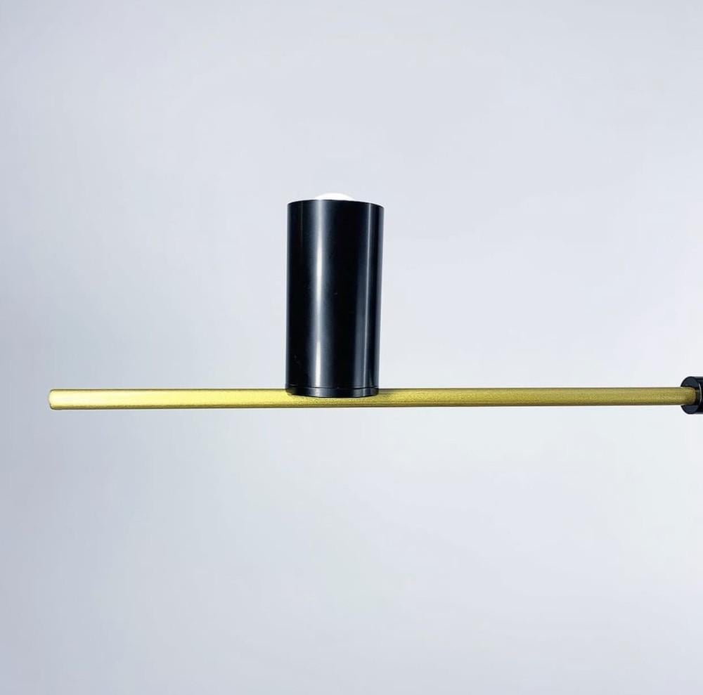 Светильник удлиненный в корпусе с 3-мя черными спотами Золотой (LF_Y 8857B-3) - фото 3 Светильник удлиненный в корпусе с 3-мя черными спотами Золотой (LF_Y 8857B-3) - фото 3