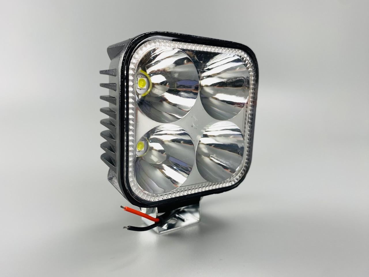 Фара LED квадратная 40W 6500K 4 диоды 9-80 В led chip 7070 IP67 Фара LED квадратная 40W 6500K 4 диоды 9-80 В led chip 7070 IP67