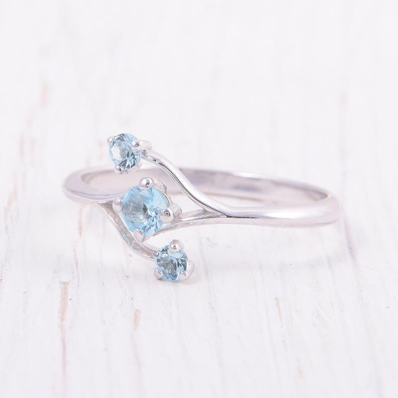 Кільце з білого золота з топазами (2245008302)