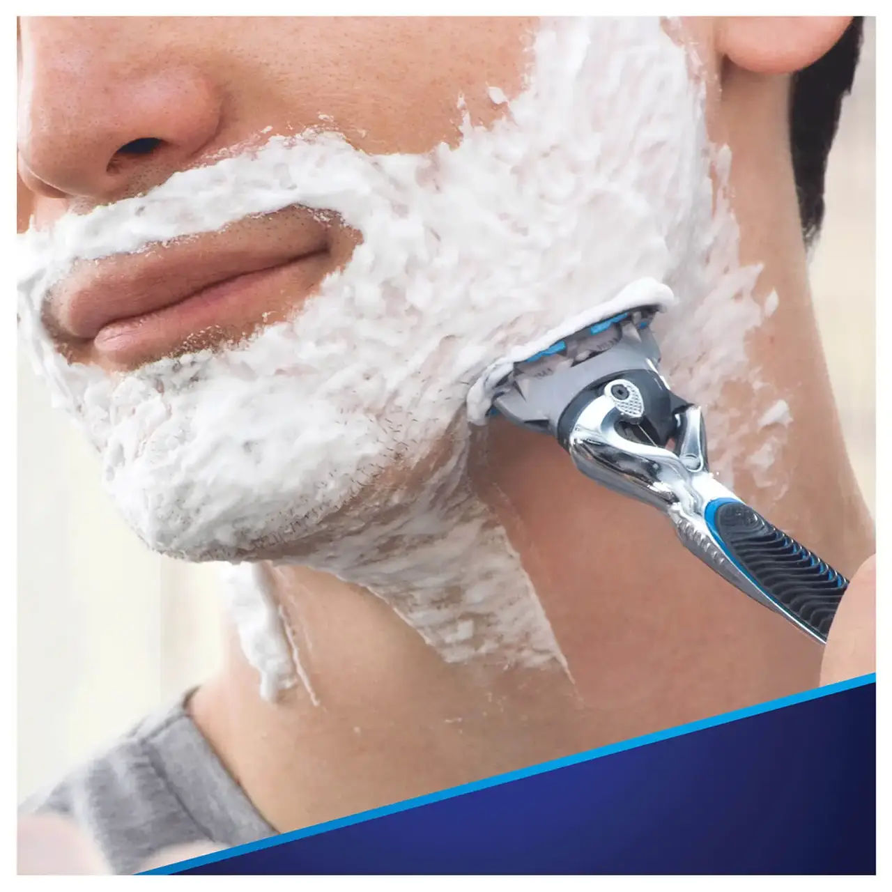 Лезвия для бритья Gillette Fusion Proshield Chill 4 шт. (Zntmus) - фото 5