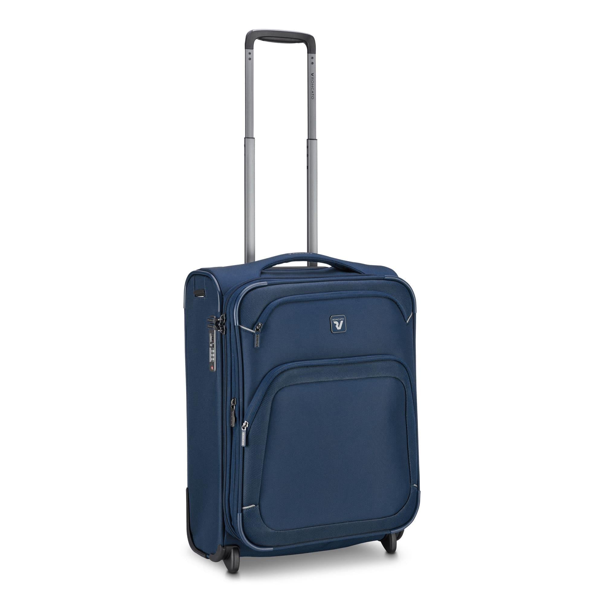 Валіза маленька Roncato GATEWAY 416244/03 ручна поклажа з розширенням 55x40x20/23 см 2,4 кг 40/46 л 2 колеса Синій (31806939) Валіза маленька Roncato GATEWAY 416244/03 ручна поклажа з розширенням 55x40x20/23 см 2,4 кг 40/46 л 2 колеса Синій (31806939)