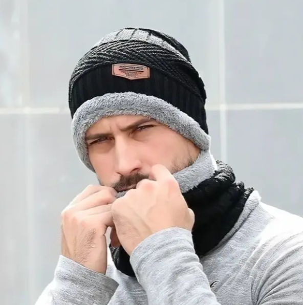 Комплект мужской шапка и снуд меховые 56-60 см Черный (29548873) - фото 2