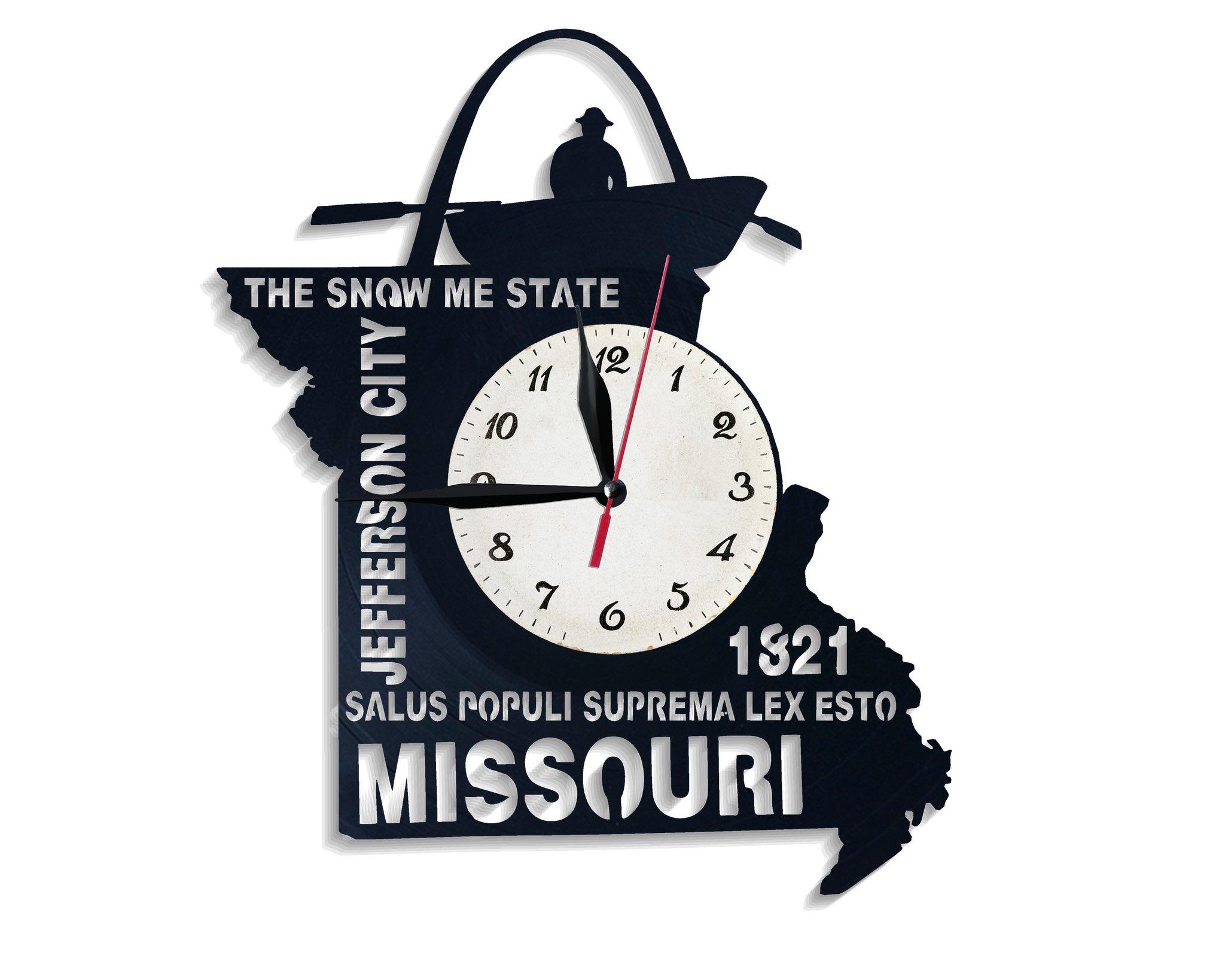 Часы настенные Миссури 2742 из виниловой пластинки