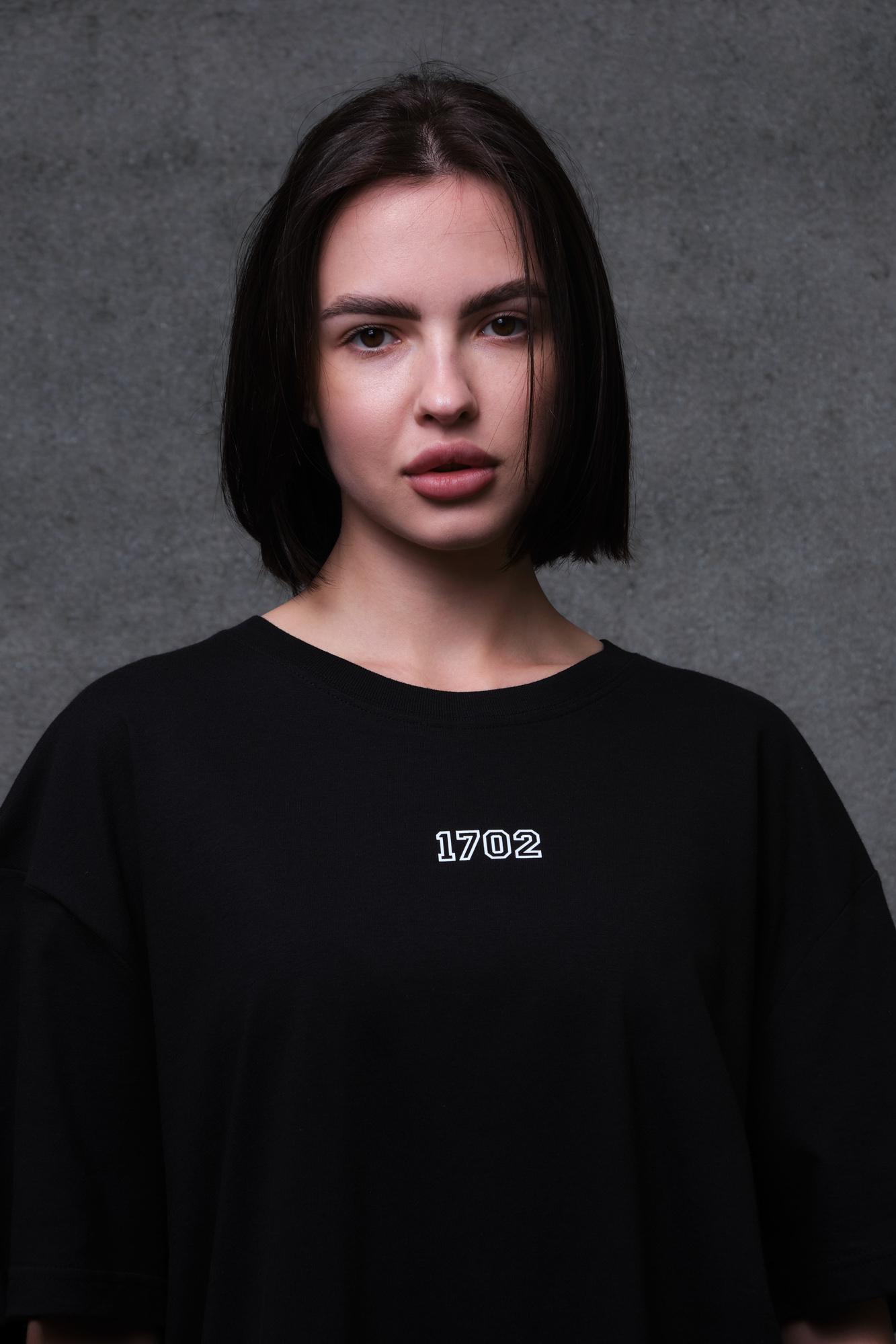 Футболка жіноча Without Century з принтом оверсайз L/XL Black (L8049271) - фото 3 Футболка жіноча Without Century з принтом оверсайз L/XL Black (L8049271) - фото 3