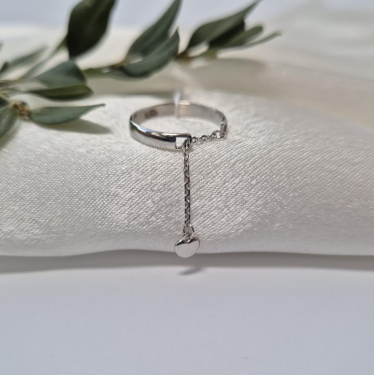 Срібна каблучка із Ланцюжком та Сердечком р. 16,5 925 проби родоване 1,35 г (81767)