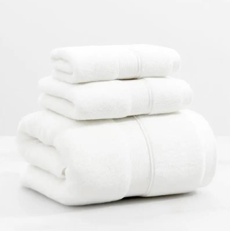 Набор полотенец Lux 3в1 140х70 см/74х34 см/74х34 см Белый (NR3in1BathWhite) - фото 6 Набор полотенец Lux 3в1 140х70 см/74х34 см/74х34 см Белый (NR3in1BathWhite) - фото 6