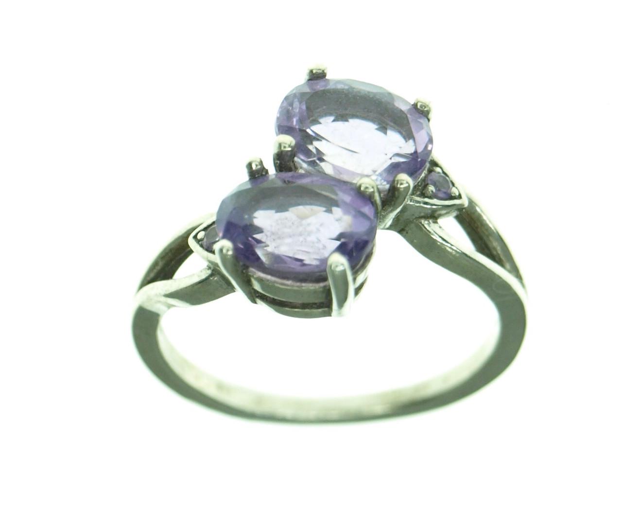 Каблучка зі срібла з аметистом (2101750180)