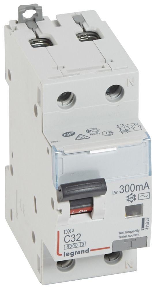 Дифавтомат Legrand 32А 300mA 6кА 2 полюса тип C тип АС 411027 DX3 (41909)