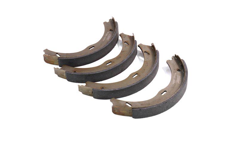 Колодки тормозные барабанные RIDER RD.2638GS8741 Mercedes Vito задние