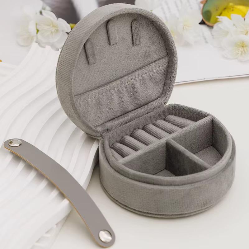 Скринька для зберігання прикрас коштовностей і аксесуарів оксамит 10х9х5 см Сірий