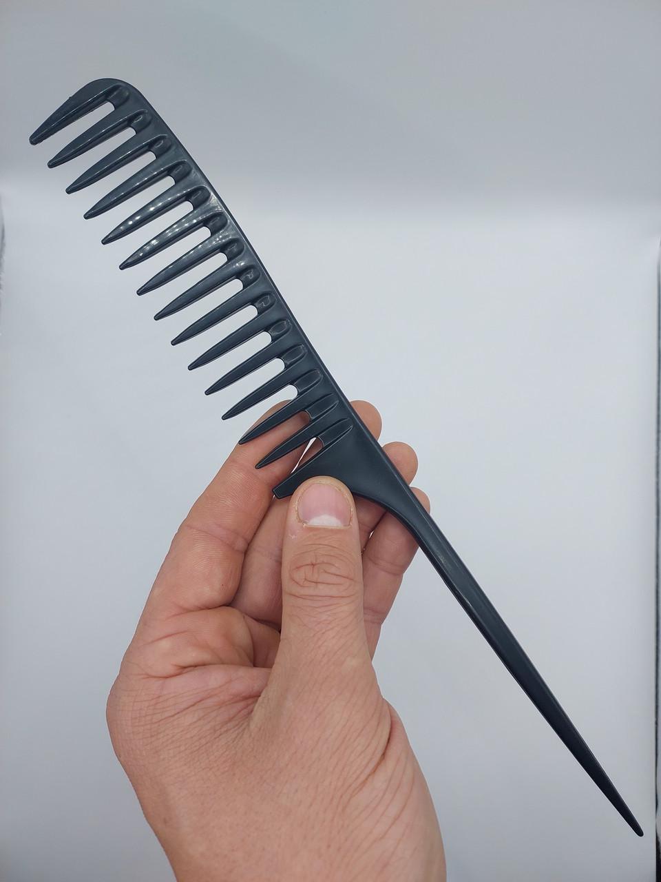 Гребінець перукарський для прочісування фарбованого волосся ДенніС professional велика з хвостиком Чорний (1453070588) - фото 8 Гребінець перукарський для прочісування фарбованого волосся ДенніС professional велика з хвостиком Чорний (1453070588) - фото 8