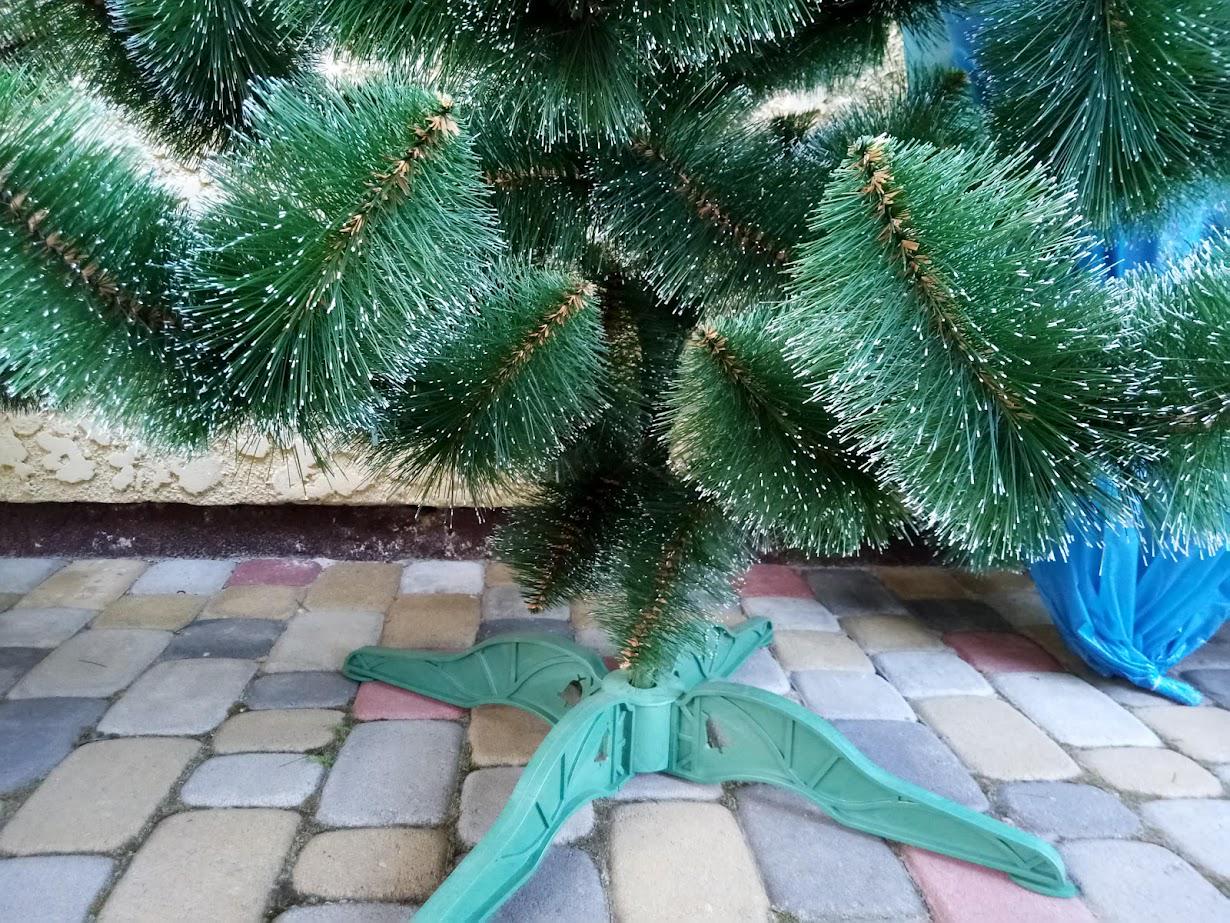 Штучна сосна з ПВХ та підставкою 2,3 м Темно-зелений/Білий (NYT15255) - фото 2 Штучна сосна з ПВХ та підставкою 2,3 м Темно-зелений/Білий (NYT15255) - фото 2