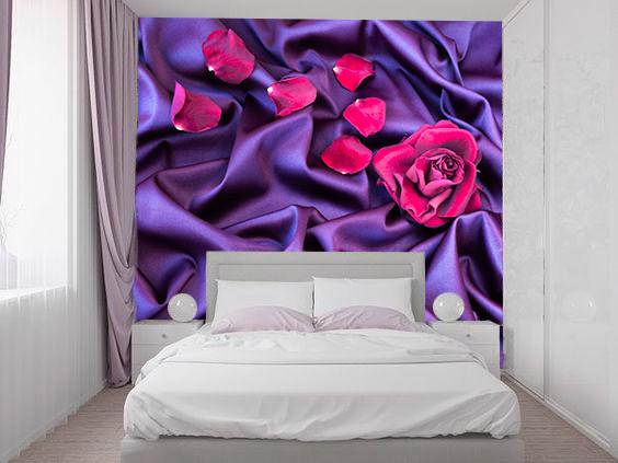 Фотообои 3D флизелиновые цветочные для спальни/зала/кухни Роза на атласе Фотообои 3D флизелиновые цветочные для спальни/зала/кухни Роза на атласе