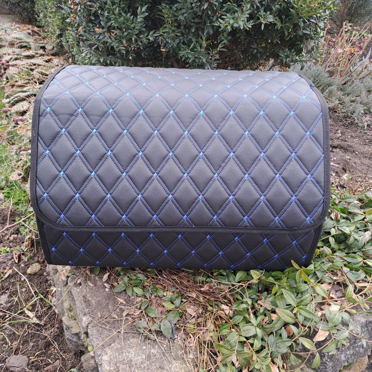 Органайзер автомобильный в багажник из эко-кожи M 50x30x30 см Черный с синим (4144202d) Органайзер автомобильный в багажник из эко-кожи M 50x30x30 см Черный с синим (4144202d)