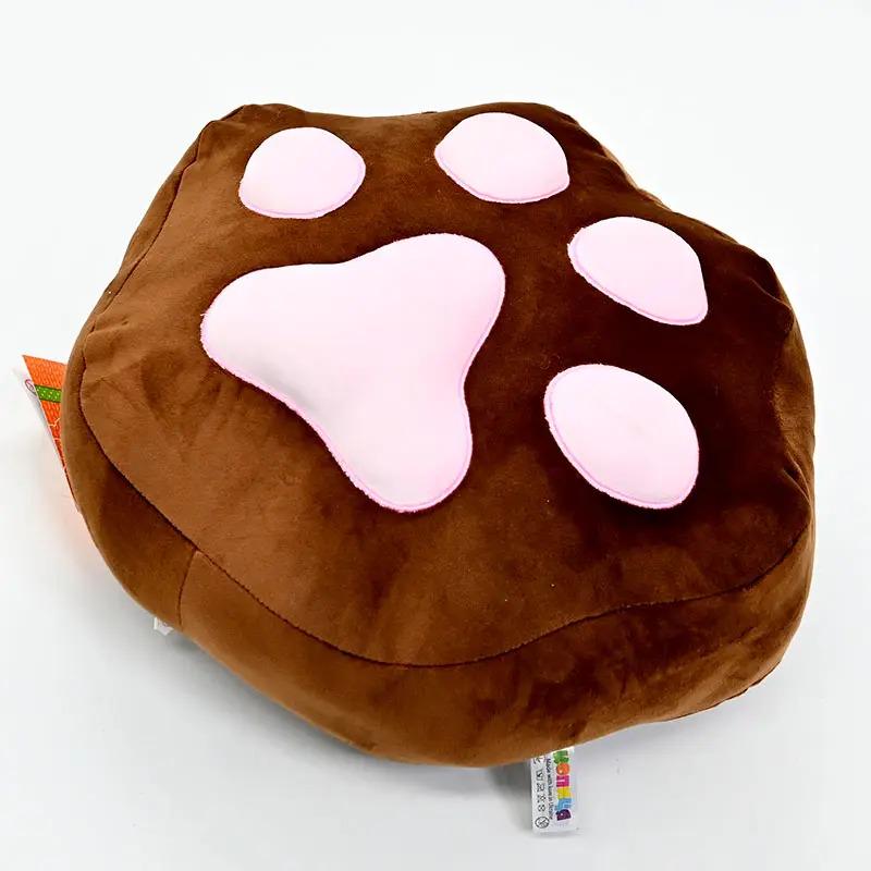 Іграшка м'яка подушка Копиця Лапа-антистрес Коричневий (00066-71) - фото 3 Іграшка м'яка подушка Копиця Лапа-антистрес Коричневий (00066-71) - фото 3