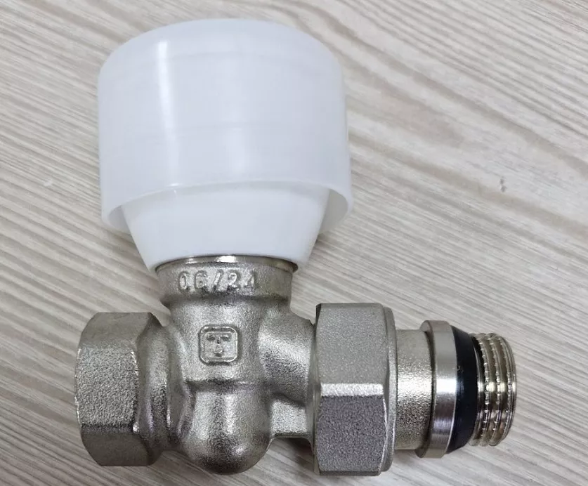 Вентиль радіаторний прямий ITAL IG130114 1/2" з американкою антипротікання (SQ-1055517) - фото 2 Вентиль радіаторний прямий ITAL IG130114 1/2" з американкою антипротікання (SQ-1055517) - фото 2