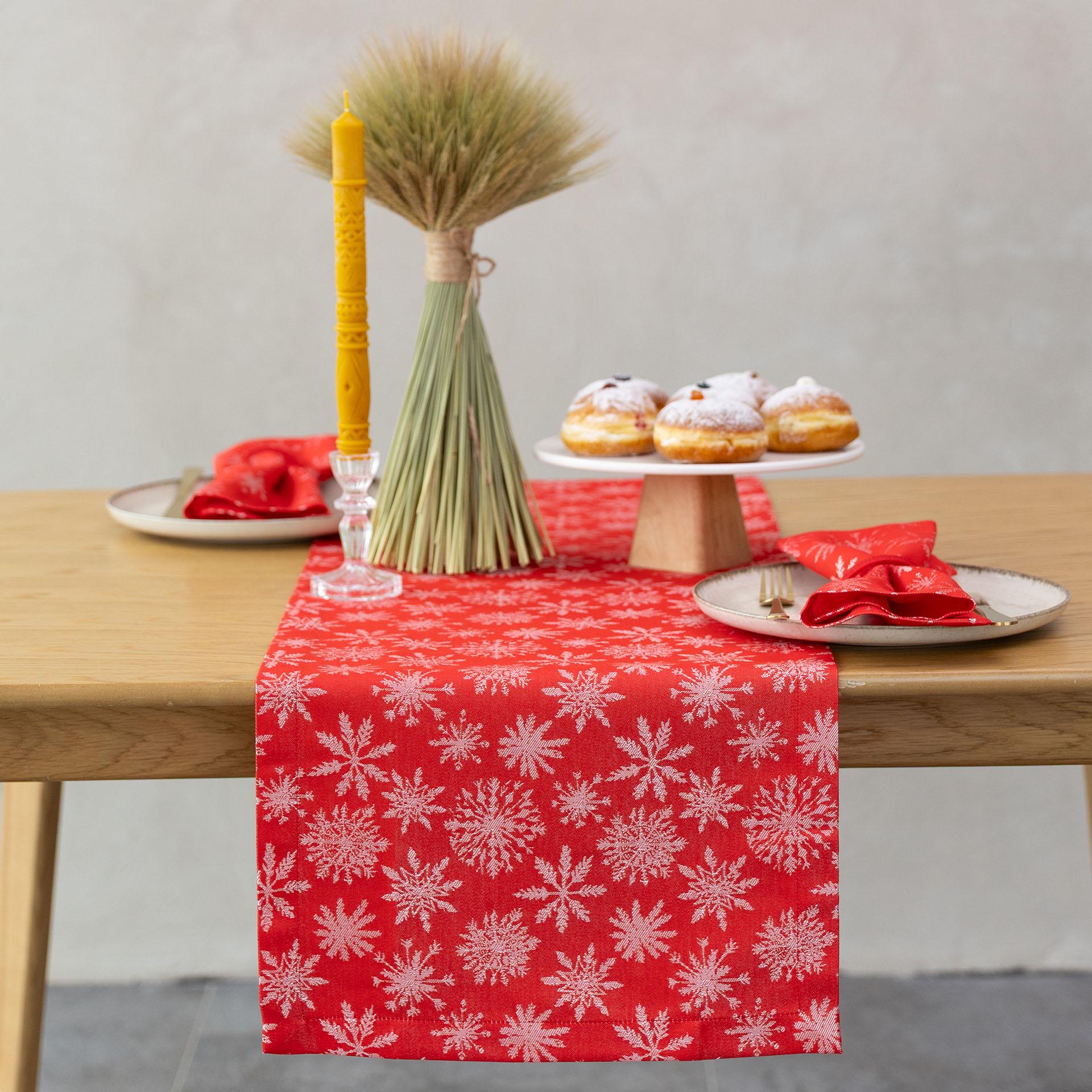 Дорожка новогодняя Эдельвика Снежинки 1,40х0,40 м Красный (250-23/00)