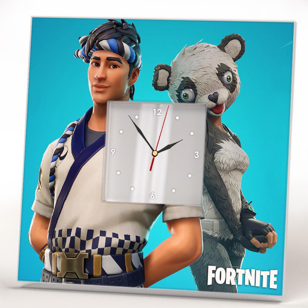 Часы Персонажи игры ''Fortnite'' 260x260 мм (C04434)