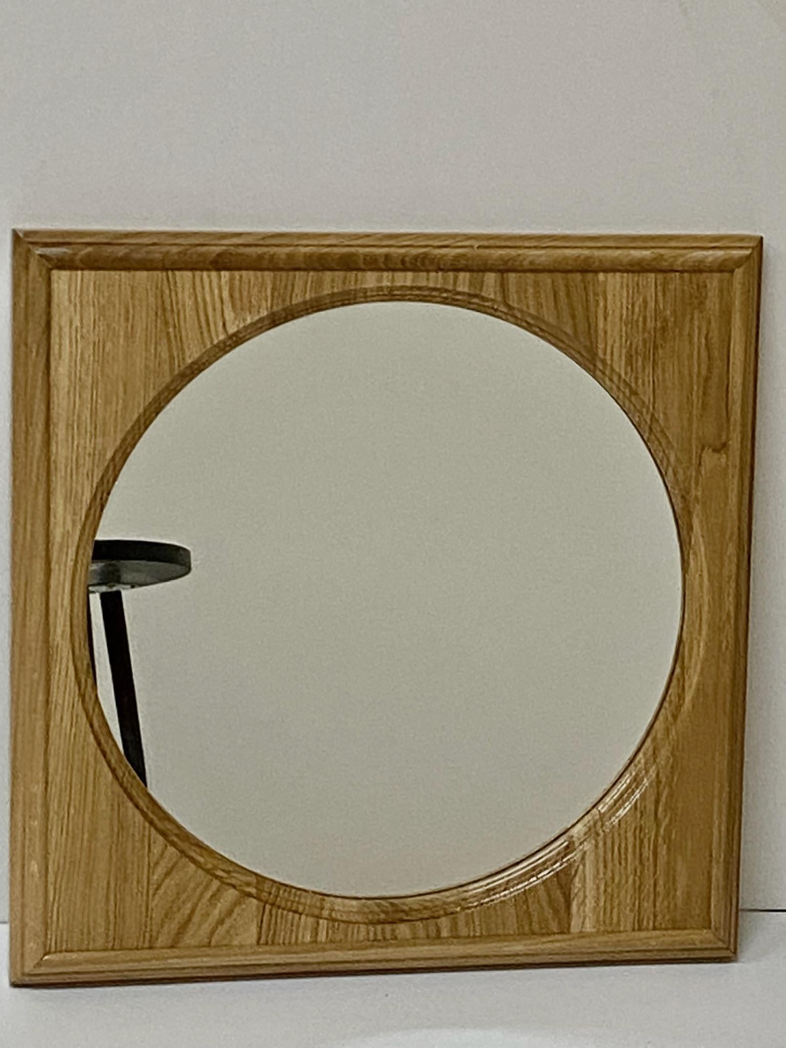 Дзеркало у дерев'яній рамі 510х510 мм Дуб (1003-24)