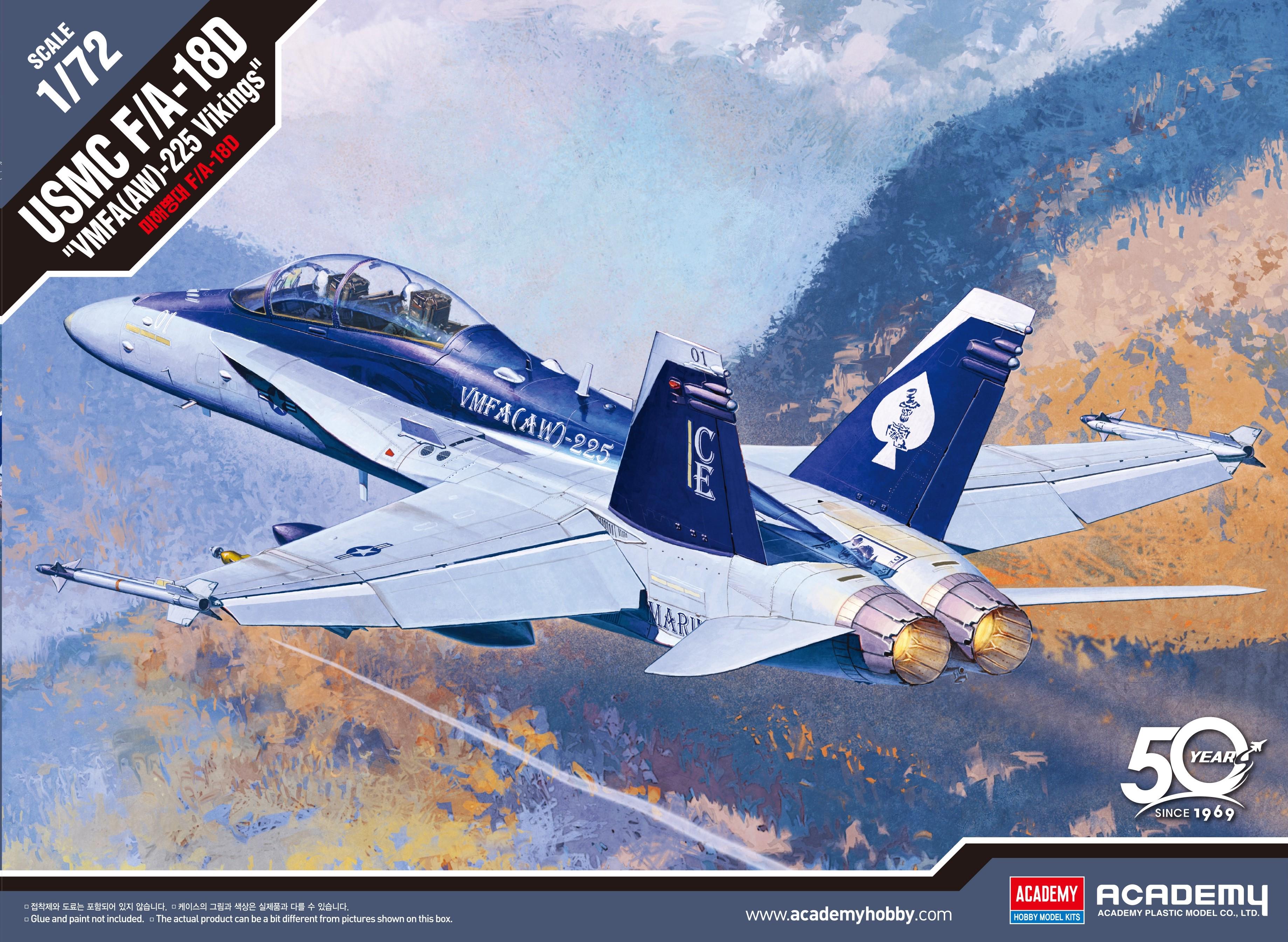 Сборная модель Academy USMC F/A-18D VMFAAW-225 Vikings 1:72 (12422)