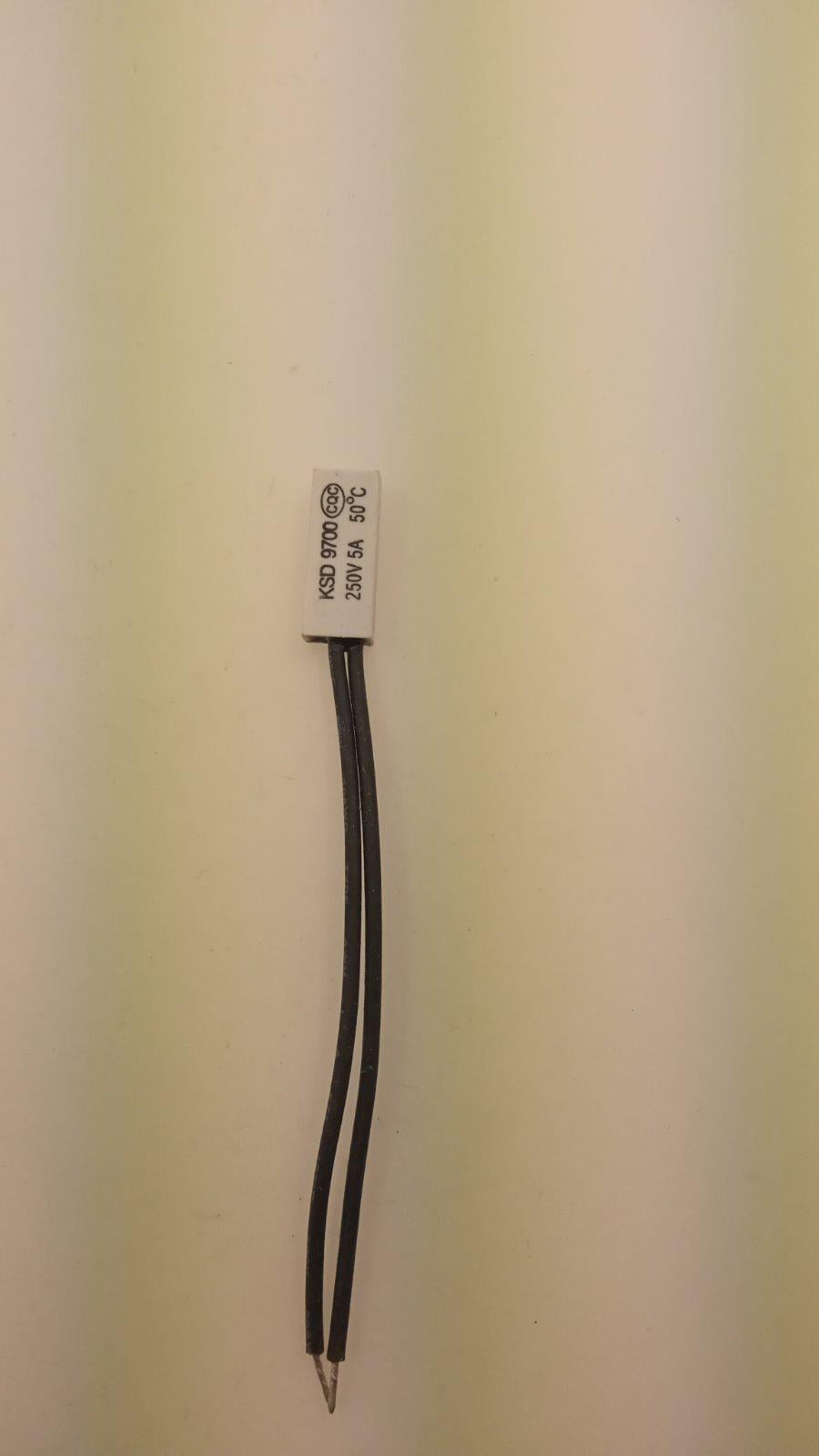 Термостат 50 °C 5A/250V (10284) Термостат 50 °C 5A/250V (10284)