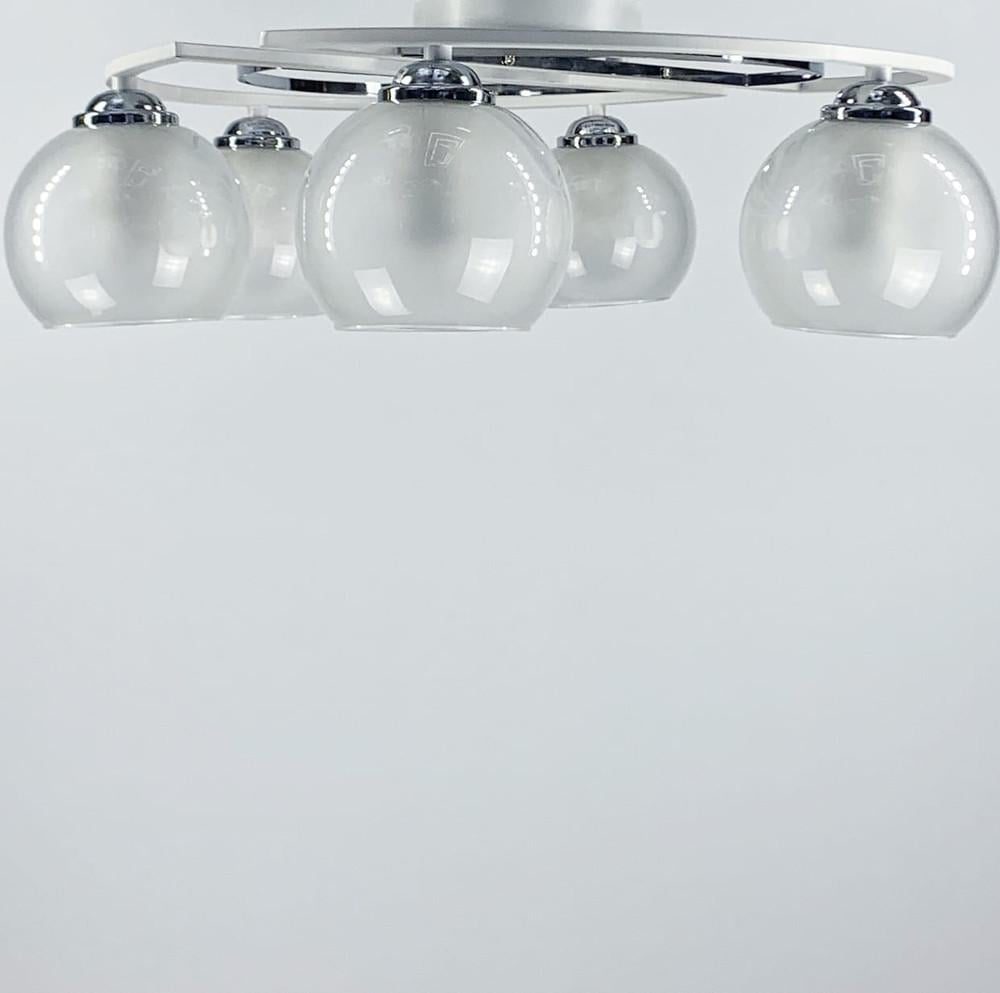 Люстра стельова на 6 плафонів Ø 58 см Білосніжний (51795/6 CH+WT+WT) - фото 8 Люстра стельова на 6 плафонів Ø 58 см Білосніжний (51795/6 CH+WT+WT) - фото 8