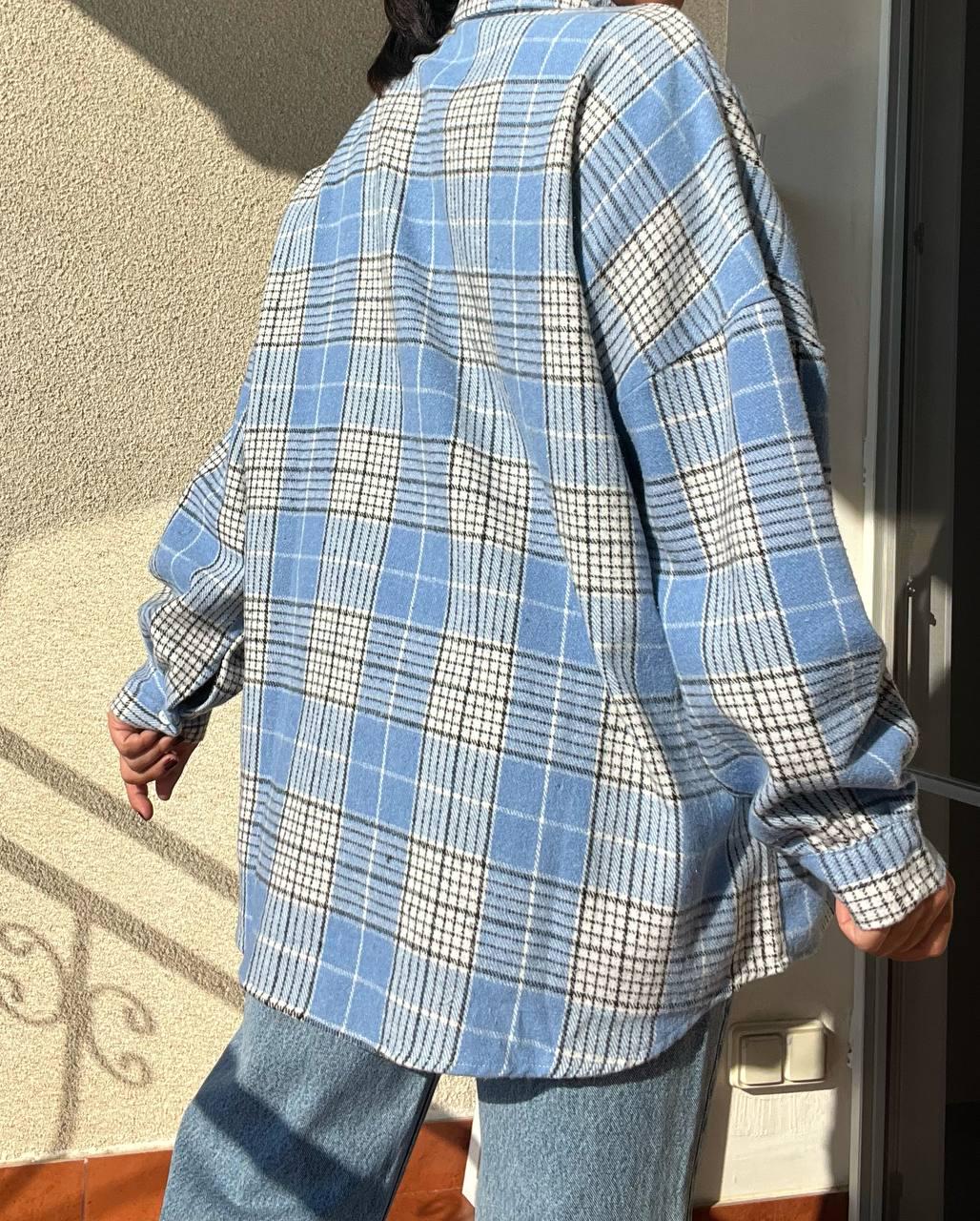 Рубашка женская Baoyu 221 клетчатая оверсайз в клетку теплый байковый карман OS Голубой (2766) - фото 5 Рубашка женская Baoyu 221 клетчатая оверсайз в клетку теплый байковый карман OS Голубой (2766) - фото 5