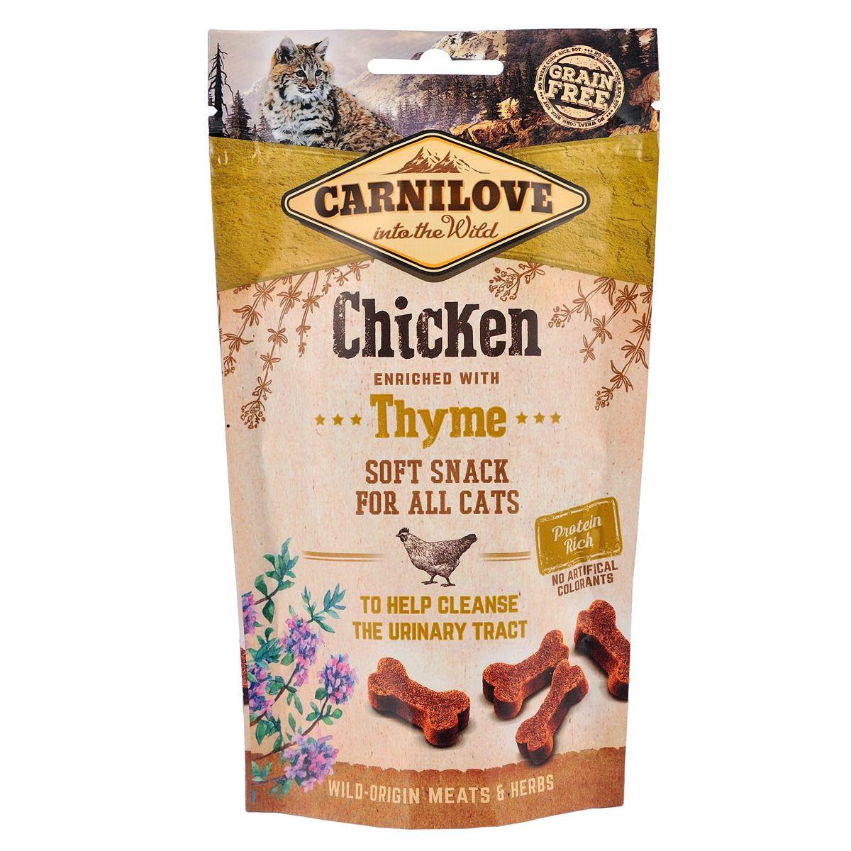 Ласощі для кішок Carnilove Cat Semi Moist Snack з куркою та чебрецем 50 г (1886608081)