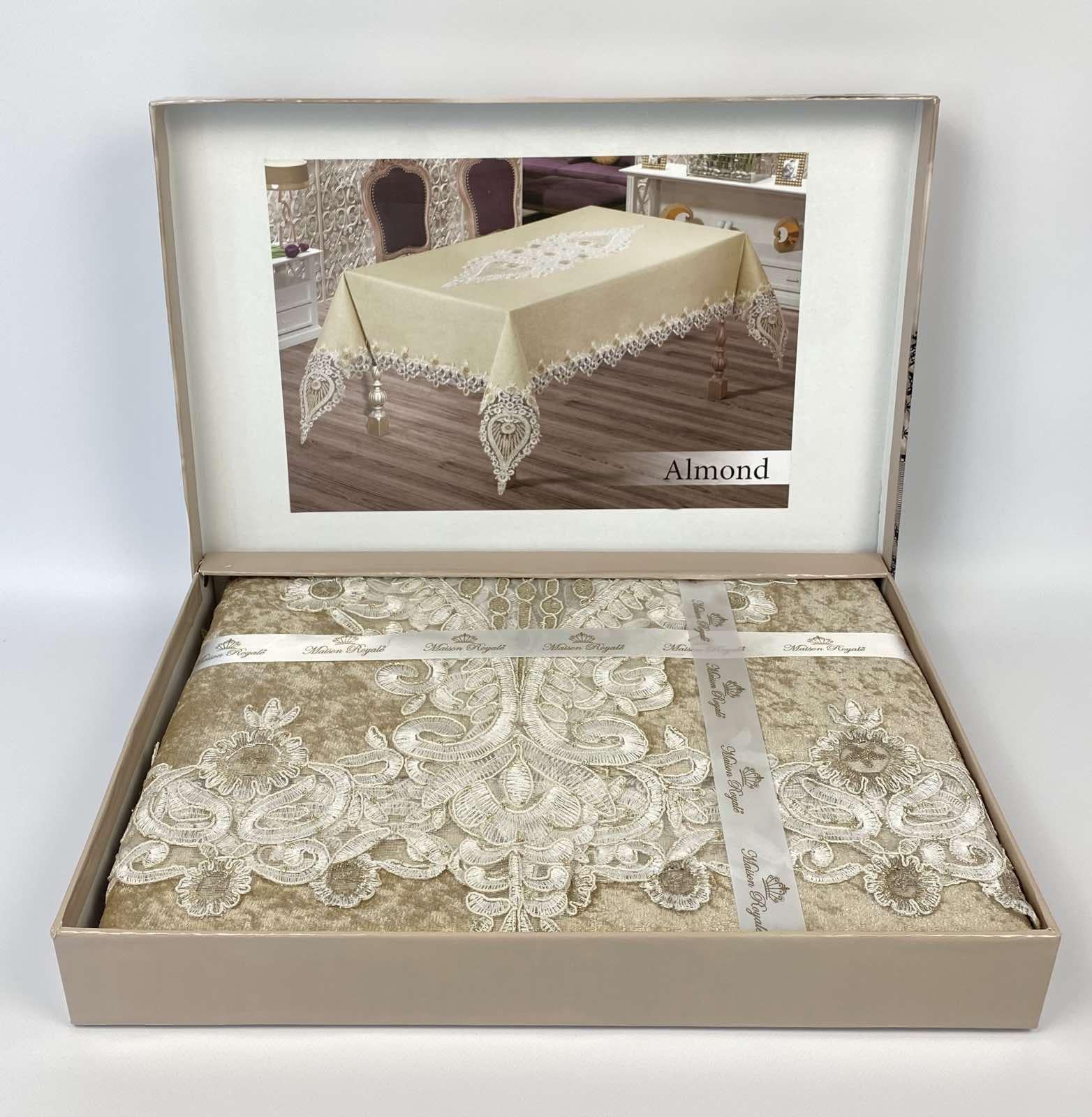 Скатерть велюровая Maison Royale 160x260 Almond Cappucino (CN14609)