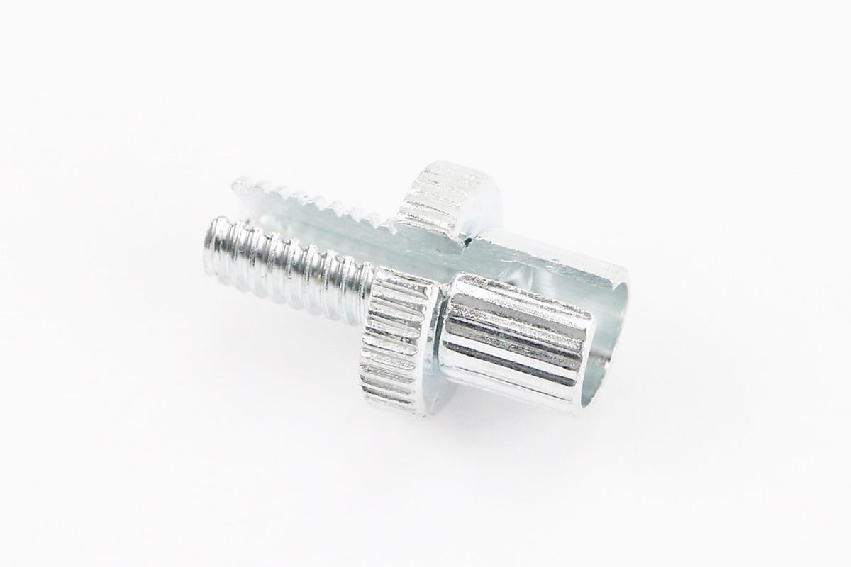 Натяжитель троса на тормозном рычаге для мотоцикла