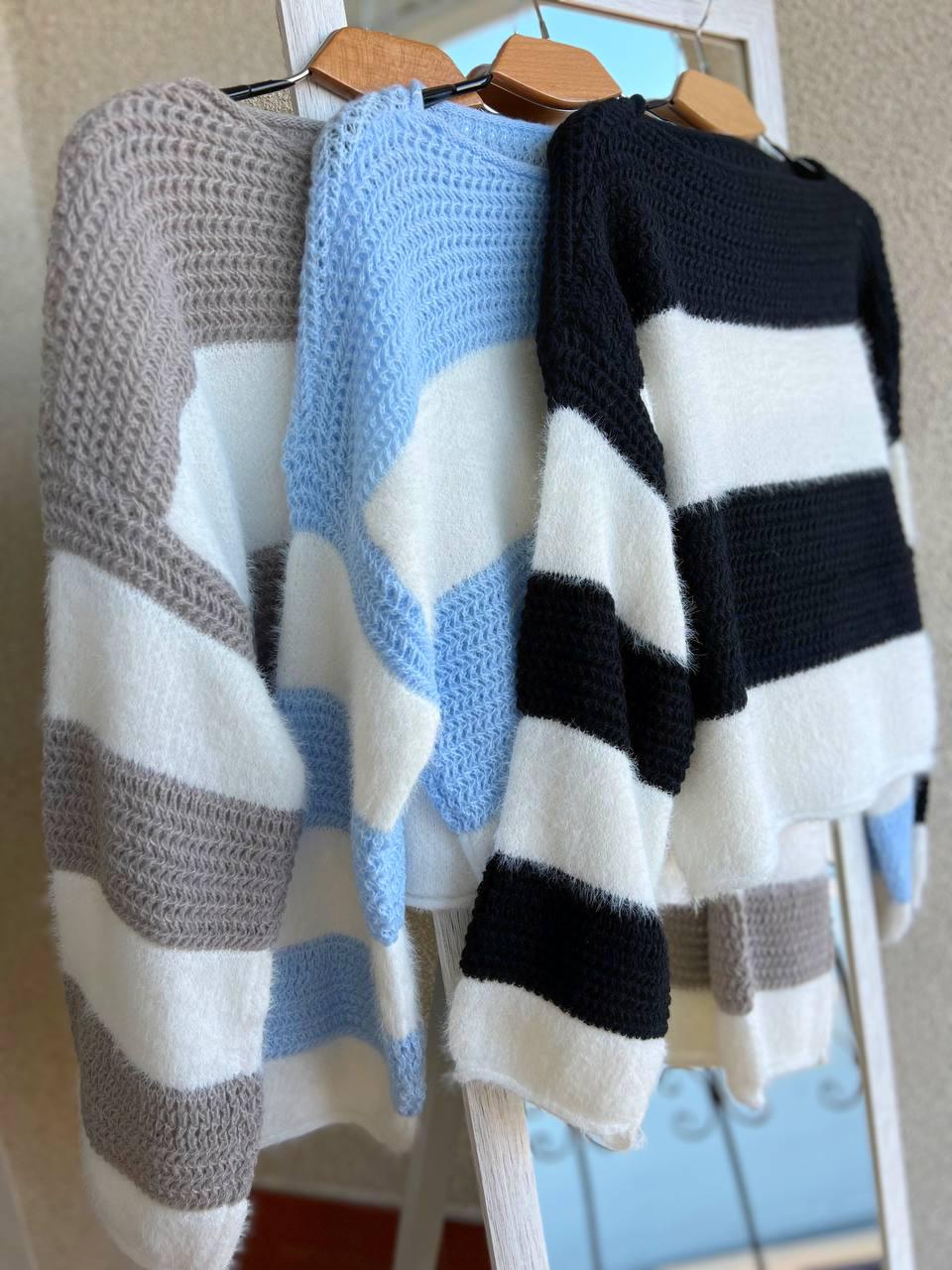 Светр жіночий A-N 1203 широка смуга комбинований плетіння ангора широкі рукава OS Чорний (2956) - фото 8