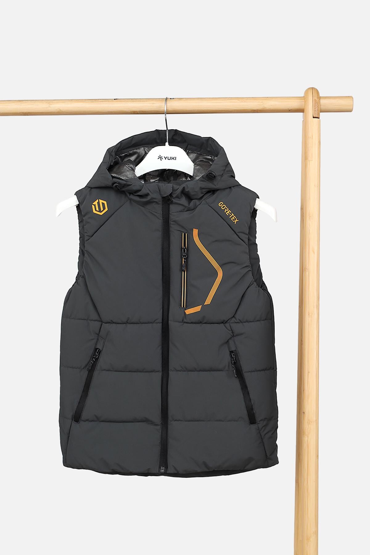 Жилет для мальчика утепленный ЦБ-00289734 158 см Темно-серый