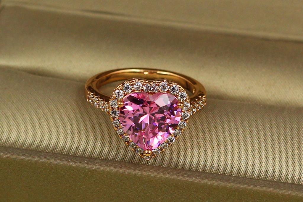 Кольцо Xuping Jewelry Сердце океана с розовым камнем 1,4 см р. 18 Золотистый
