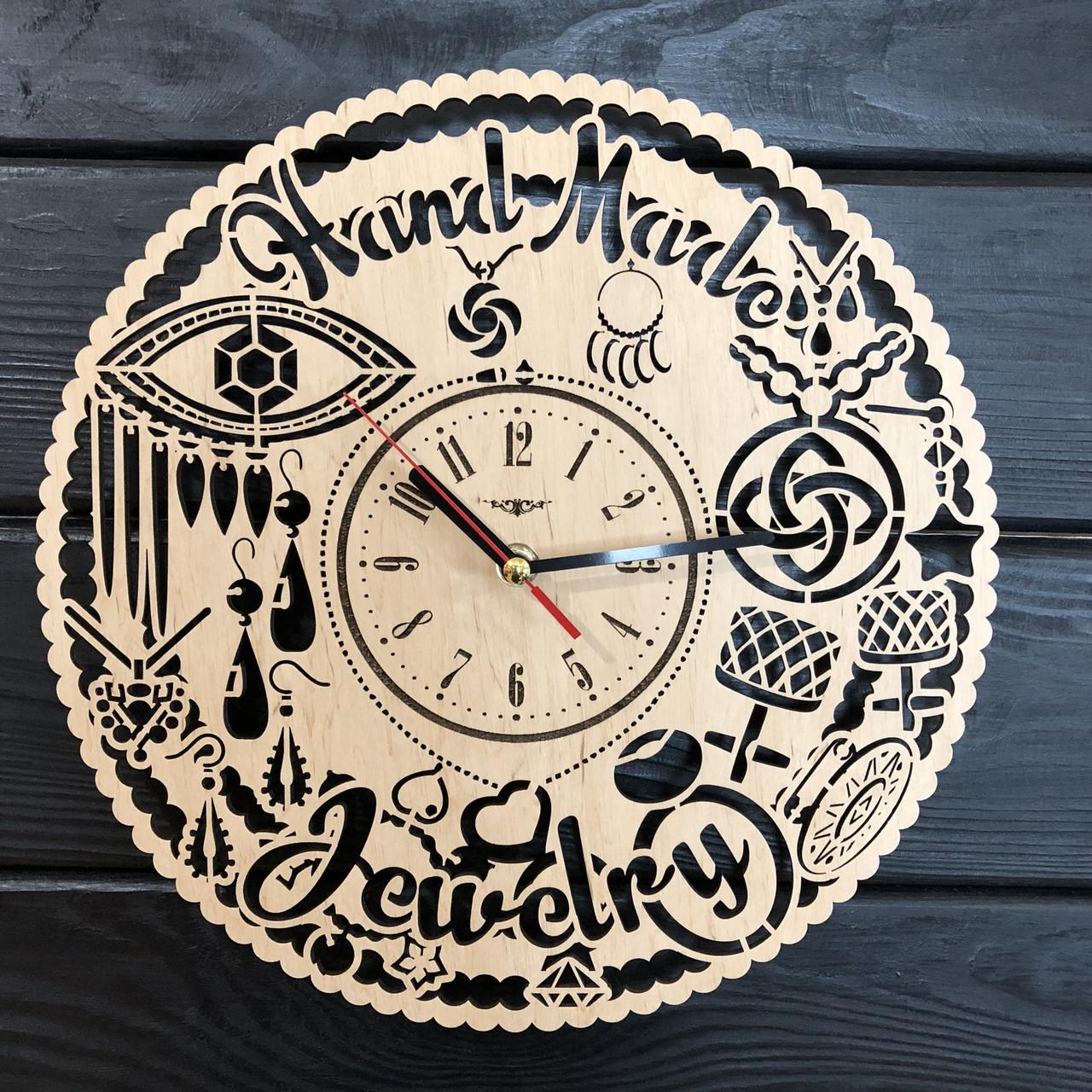 Часы настенные из дерева Hand Made