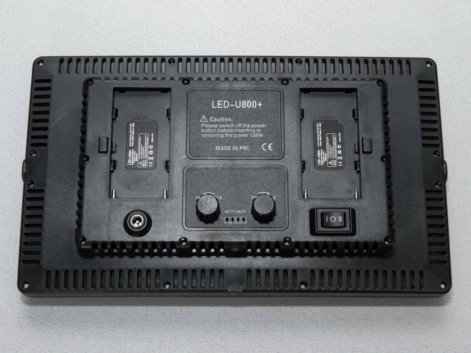 Прожектор для видеосъемки с пультом направленный свет 42 Вт (SL-LED-800) - фото 3 Прожектор для видеосъемки с пультом направленный свет 42 Вт (SL-LED-800) - фото 3