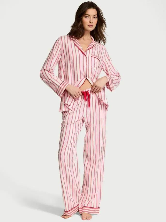 Піжама фланель сорочка/штани Victoria's Secret Flannel Long Pajama Set смужка Regular М Рожевий (26811509D) - фото 1 Піжама фланель сорочка/штани Victoria's Secret Flannel Long Pajama Set смужка Regular М Рожевий (26811509D) - фото 1