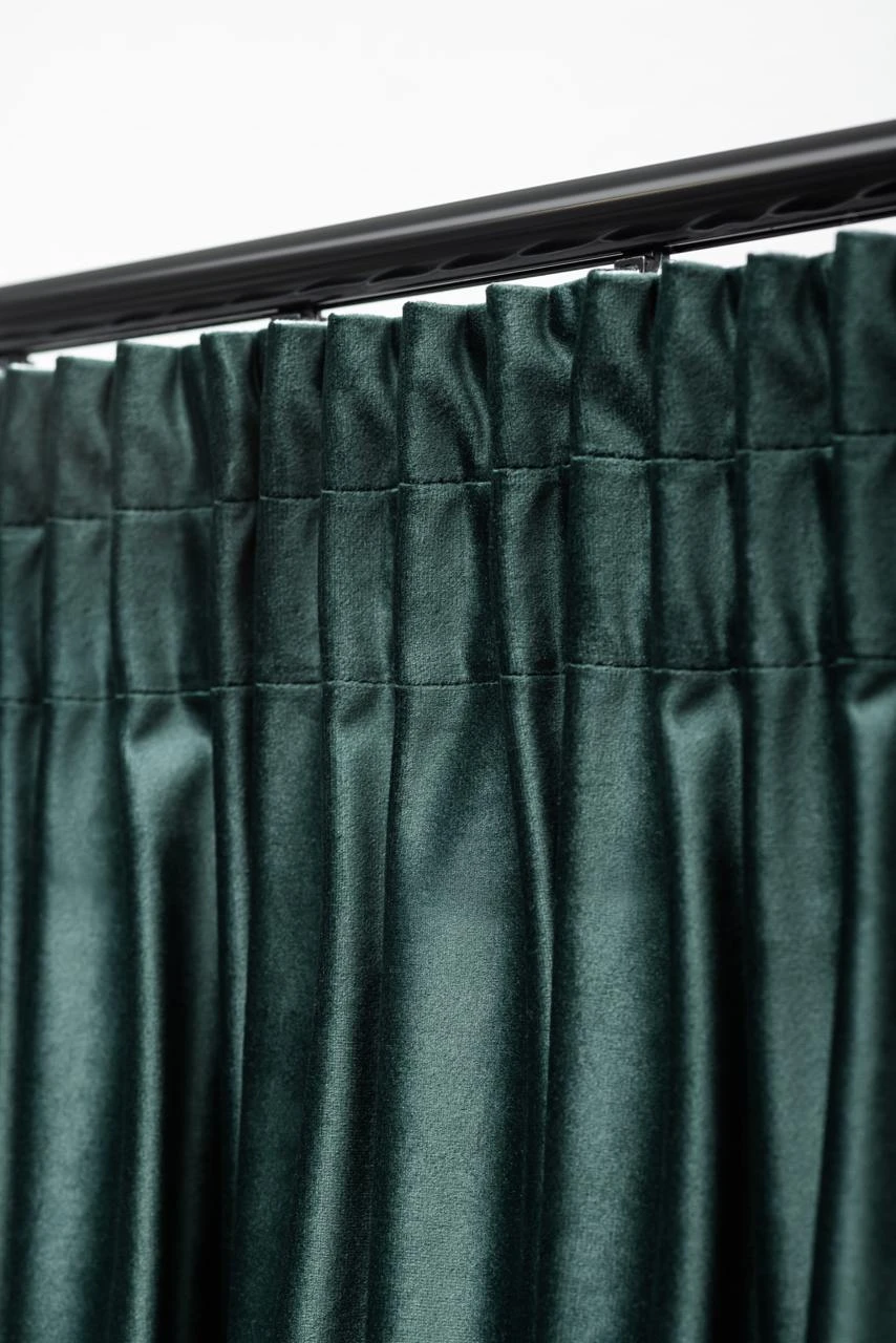 Шторы HYGG Velvet 2,5х2,5-3 м Изумрудный (111012)