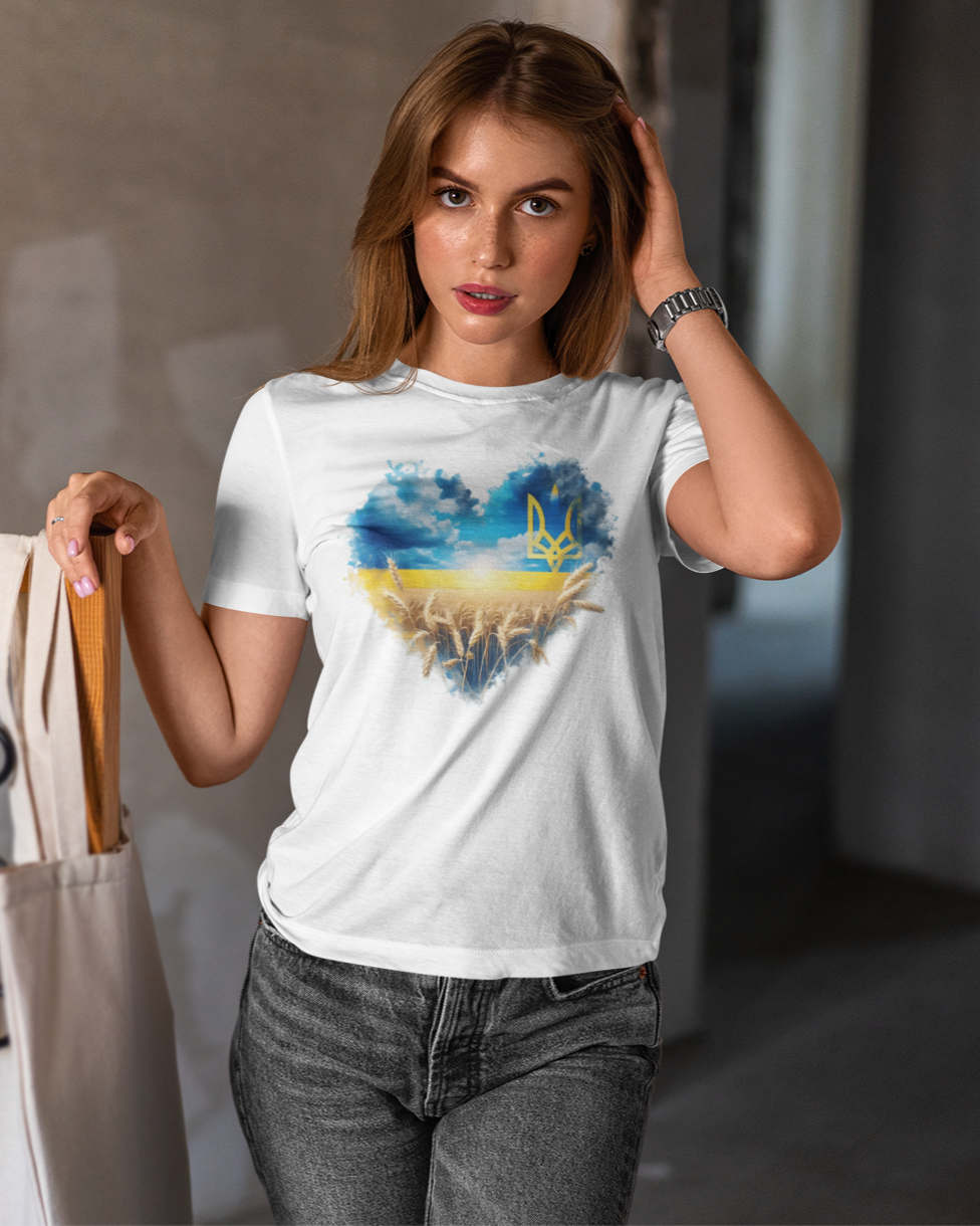 Футболка жіноча Mishe 21100003 патріотична з серцем 4XL Білий (21100003_28) - фото 2 Футболка жіноча Mishe 21100003 патріотична з серцем 4XL Білий (21100003_28) - фото 2